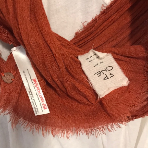 Free People Scarf - Picture 2 of 2